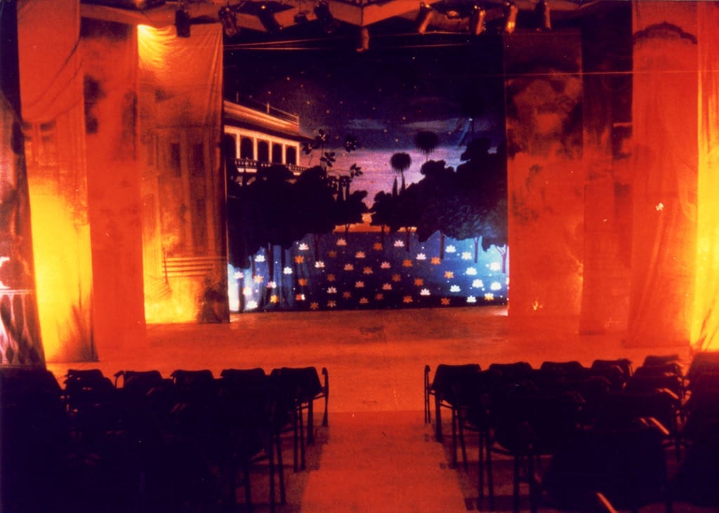 Sundari_stage.jpg
